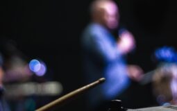 Les percussions au sein des orchestres modernes : rôles et utilisations variées
